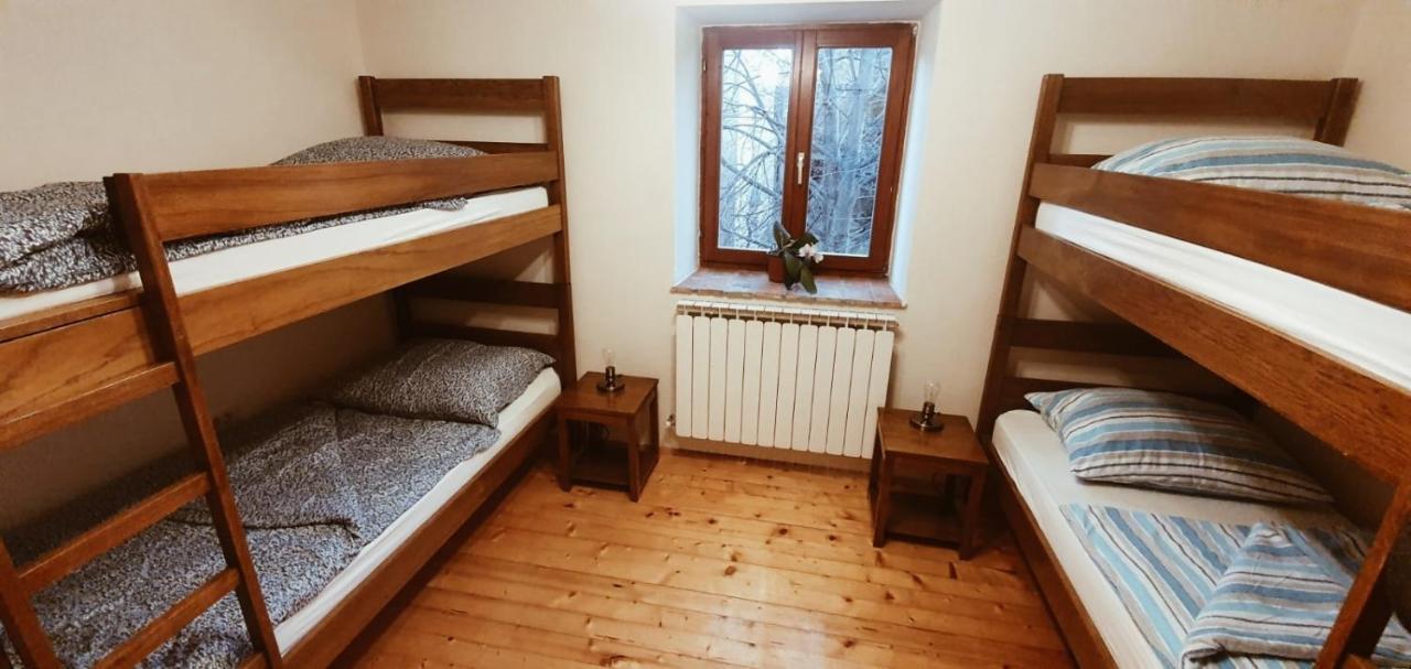 Apartmaji Pajer โคเปร์ ภายนอก รูปภาพ